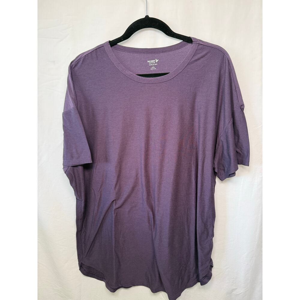 Old Navy Cloud 94 Soft Go Dry Performance Tops, Bundle of 2 - Size Large - Picture 2 of 7